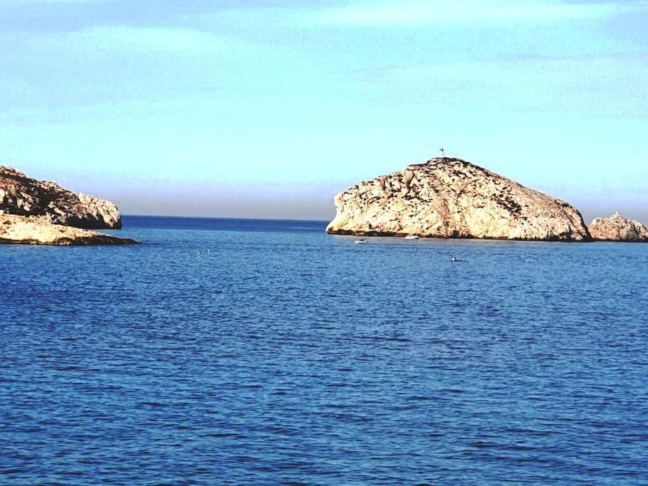 Maison De Village A 35 M Du Bord De Mer Marseille Luaran gambar